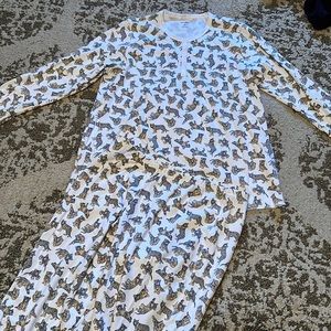 Roller rabbit PJs size L never warn